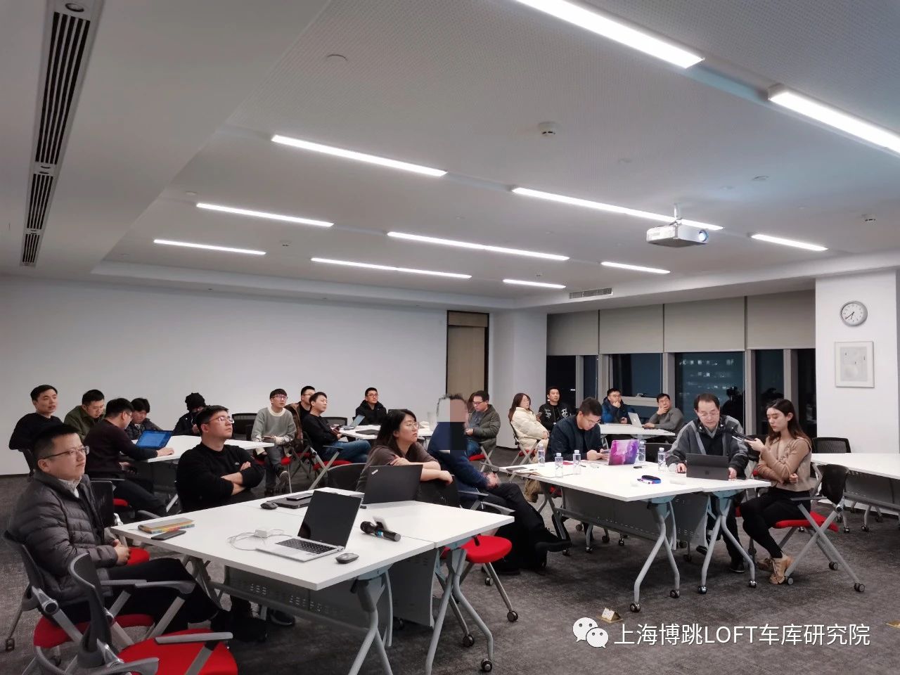 济南杭州LOFT车库专题会